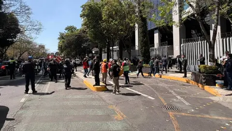 Ayer desalojaron el edificio del Poder Judicial por falsa amenaza de bomba. / SSC