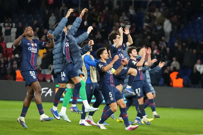 PSG celebra su pase a Octavos l AP