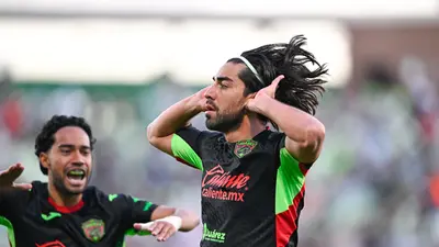 Rodolfo Pizarro renueva con FC Juárez hasta 2027
