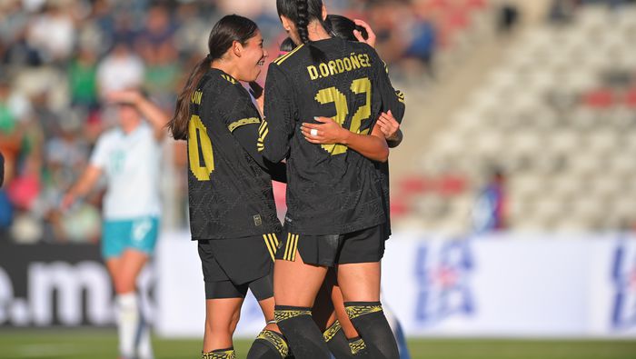 Selección Mexicana Femenil en festejo de gol | IMAGO7