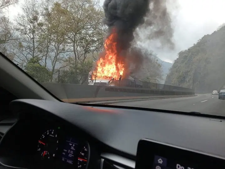 La organización denunció que al menos seis choferes murieron en hechos violentos registrados en carreteras federales. / X: @ELPINERO