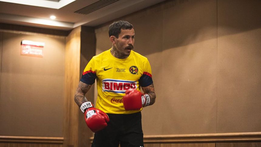 Chito Vera rindió homenaje al exfutbolista del América | INSTAGRAM chitoveraufc