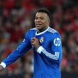 Kylian Mbappé durante el partido de ida ante Benfica en los Playoffs de la Champions League | AP