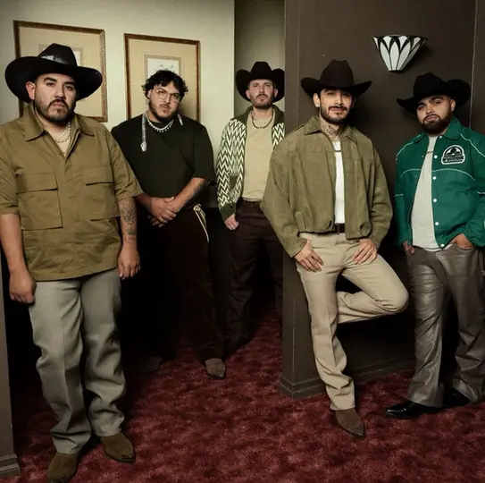 El grupo originario de Texas conecta con sus raíces mexicanas a través de su música. / @grupofrontera