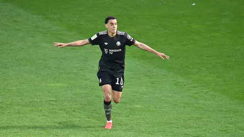 Jamal Musiala celebrando su gol ante el Mainz 05