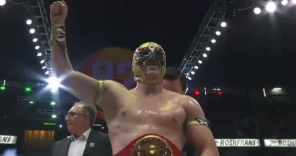 Máscara Dorada es el nuevo Campeón Universal l CAPTURA