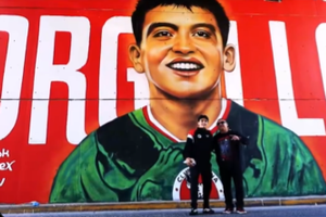 ¡Una belleza! Pintan mural en homenaje a Gilberto Mora en Tijuana