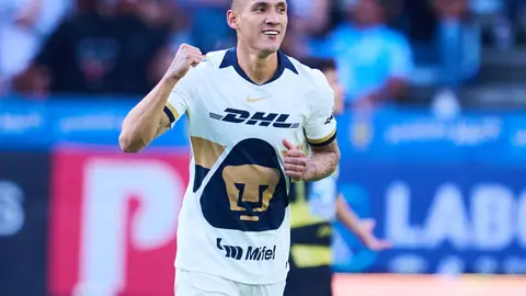 Uriel Antuna celebrando su gol ante Pachuca