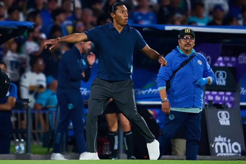 Joel Huiqui, entrenador de Cruz Azul | MEXSPORT
