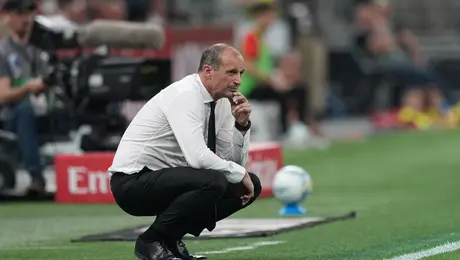 ¿Qué pasará con Santi Giménez? AC Milan despide a Allegri y a directiva por "fracaso inequívoco" en Serie A