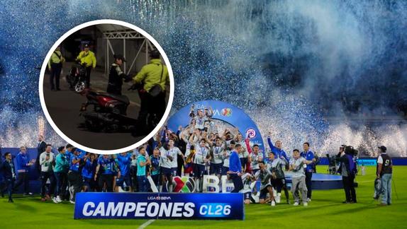 Mientras festejaban el título, autoridades se llevaron motos de aficionados de Cruz Azul en el Ángel