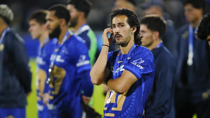 Pablo Bennevendo en lamento tras la Final contra Cruz Azul | IMAGO 7