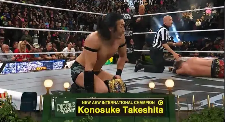 Konosuke Takeshita destronando a Okada en Double or Nothing | AEW