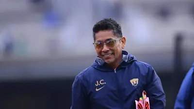 ¡Grítalo, Inmortal! Así vivió Jorge Campos el gol de Robert Morales