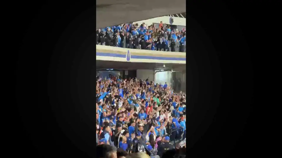 ¡Gol de La Máquina! Así celebró la afición de Cruz Azul el gol ante Pumas