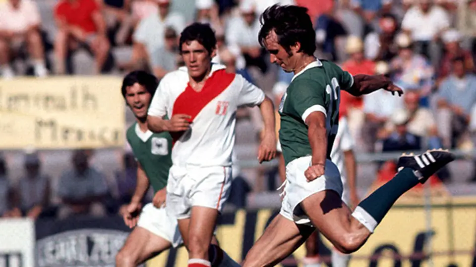 Gerd Müller ante Perú l X:AntonioUbilla1