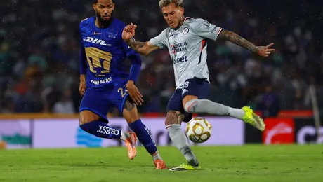 ¿Por qué hay rivalidad entre Pumas y Cruz Azul más allá de compartir ciudad?