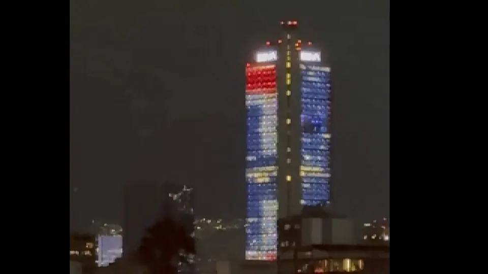 Torre BBVA celebró con Cruz Azul el título de Liga | CAPTURA