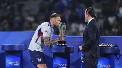 Rotondi rompe el silencio sobre los penales ante América y el gol que dio el título a Cruz Azul