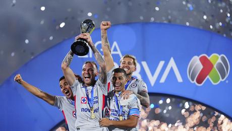 Cruz Azul: equipo errante con una identidad gigante