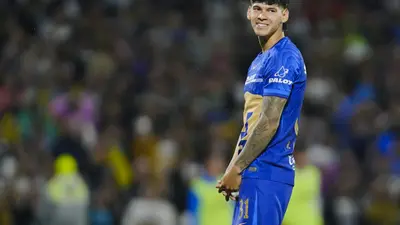 Robert Morales, con oferta importante de compra, pero tiene contrato con Pumas; ¿se va o se queda en el Universidad?