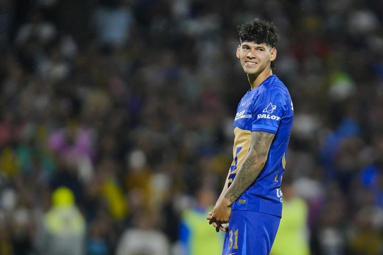 Robert Morales, jugador de Pumas | IMAGO7