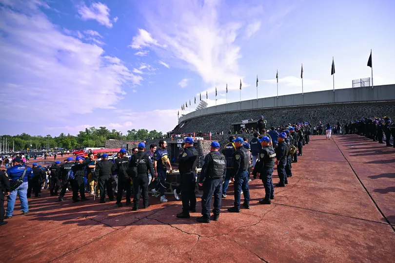 Aficionados no pueden entrar al estadio pese a tener boletos | MEXSPORT