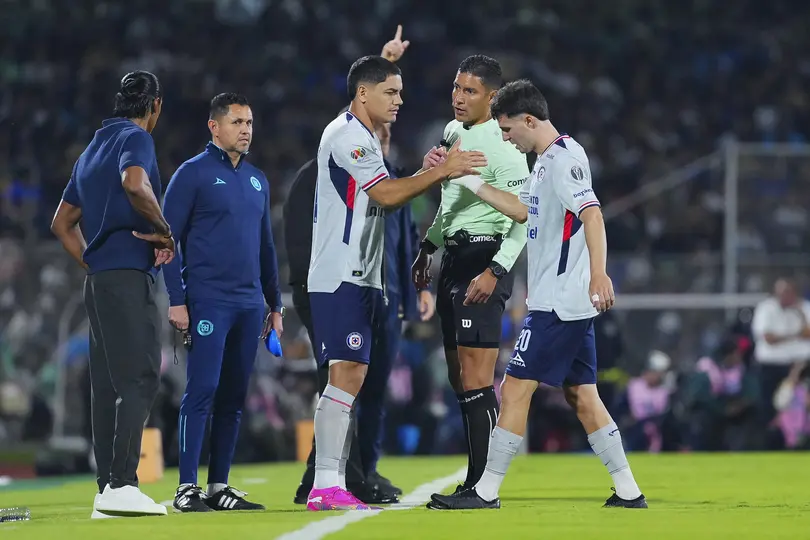 Paradela abandona la cancha en la Final | IMAGO7