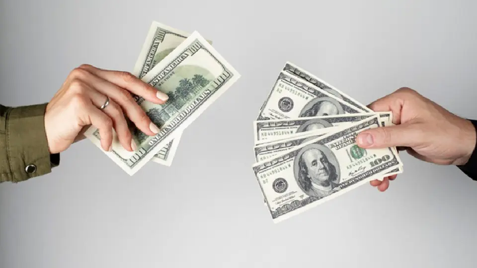 Recuerda que el tipo de cambio puede variar dependiendo el banco / Magnific