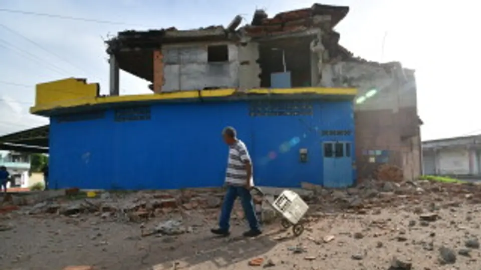 Especialistas analizan el doblete sísmico registrado en Venezuela para comprender cómo interactuaron las fallas geológicas involucradas./ AP