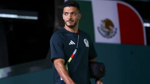 Raúl Jiménez denuncia agresión en tribuna tras histórico triunfo de México en el Mundial 2026