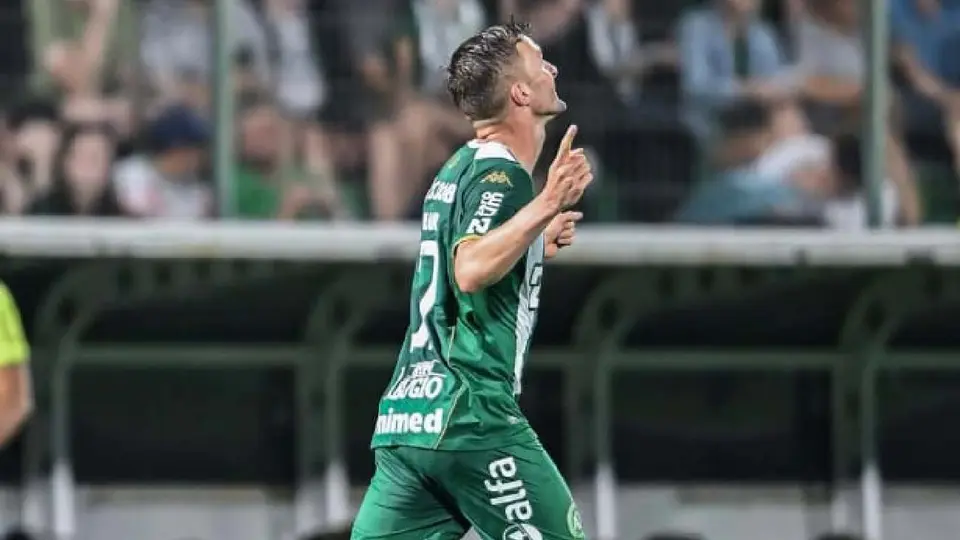 Walter Clar en la Liga de Brasil | IG:@walterclar37