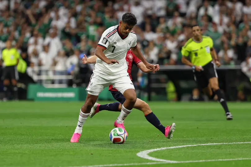 Luis Romo enfrenta la marca de los checos | MIGUEL PONTÓN