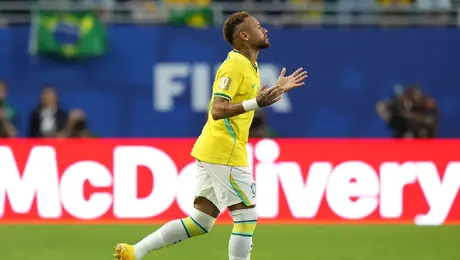 Volvió el príncipe: Neymar Jr. entró de cambio en el duelo de Brasil ante Escocia