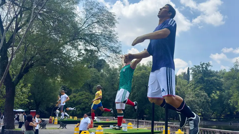 El Bosque de Chapultepec recibe a ‘Los Gigantes de Futbol’: una exhibición inspirada en el Mundial 2026