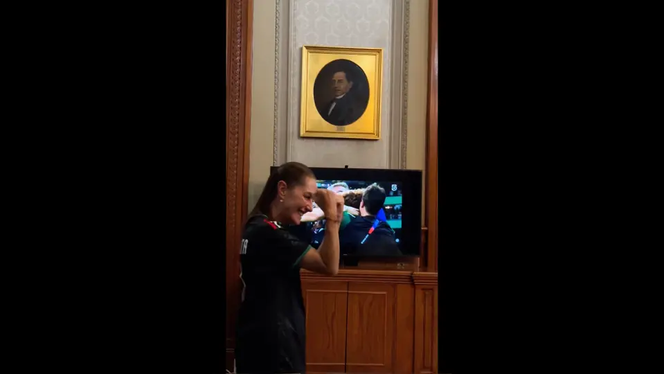 La Jefa del Ejecutivo no pudo ocultar su emoción en cada gol de la Selección Nacional / Especial