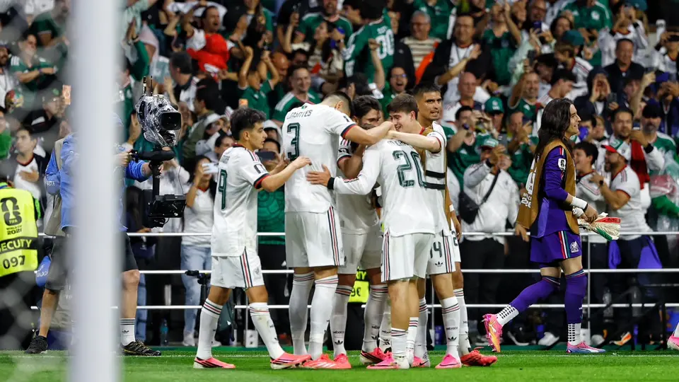 ¿Qué jugadores mexicanos de Liga MX han levantado la mano para ir a Europa tras el Mundial?