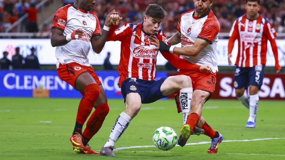 Armando González con Chivas | MEXSPORT