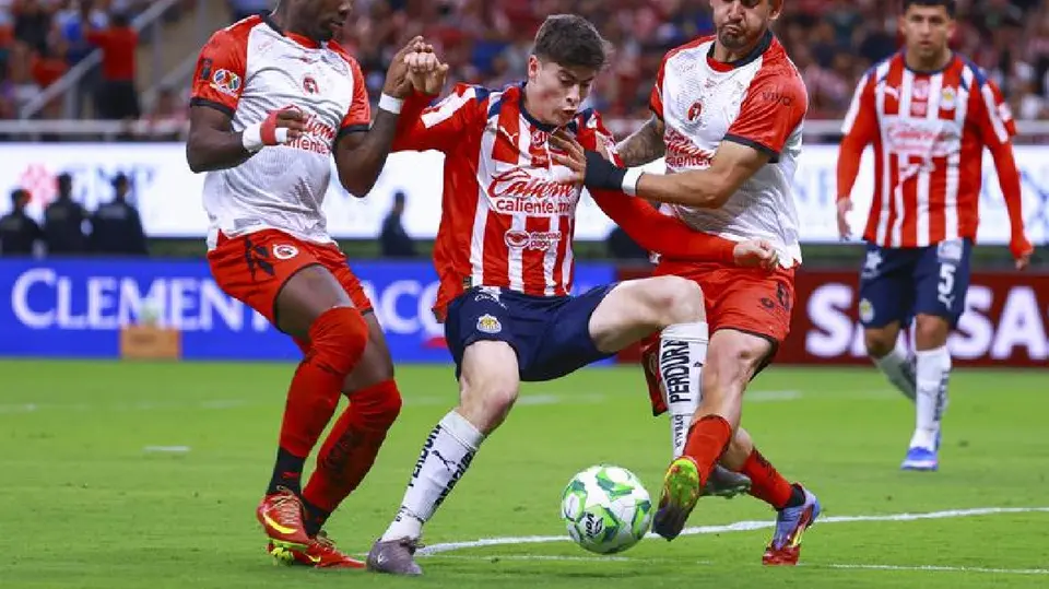 Armando González con Chivas | MEXSPORT