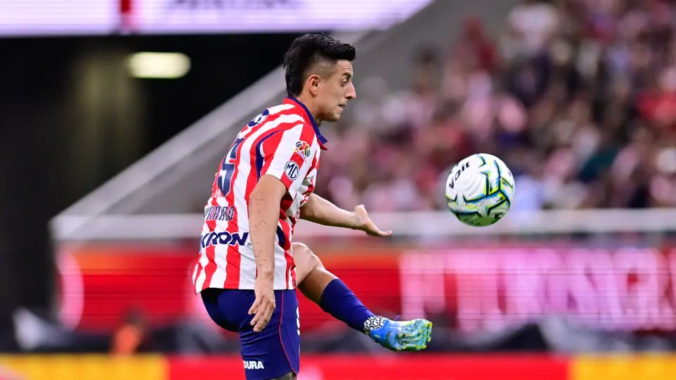 Roberto 'Piojo' Alvarado, jugador de Chivas | MEXSPORT