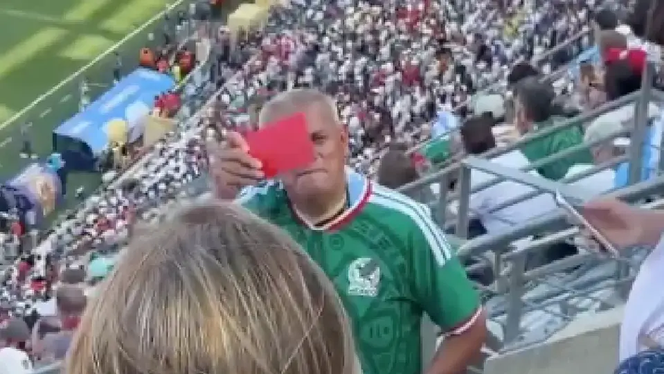 Aficionado mexicano l Captura X