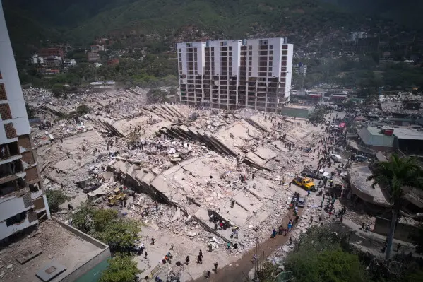 Los Topos Azteca concluyeron su misión en Sudamérica con saldo blanco entre sus integrantes./ AP