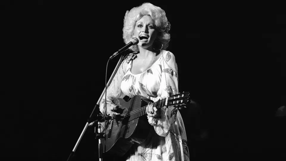 “Jolene” se convirtió en una de las canciones más representativas de su carrera./ AP