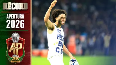 'Chino' Huerta, a una firma de regresar a Pumas