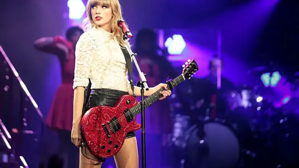 "Estoy acabada, soy aburrida y todos se han cansado de mí”, declaro Taylor de como se sentía a los 22 años./I:@taylorswift