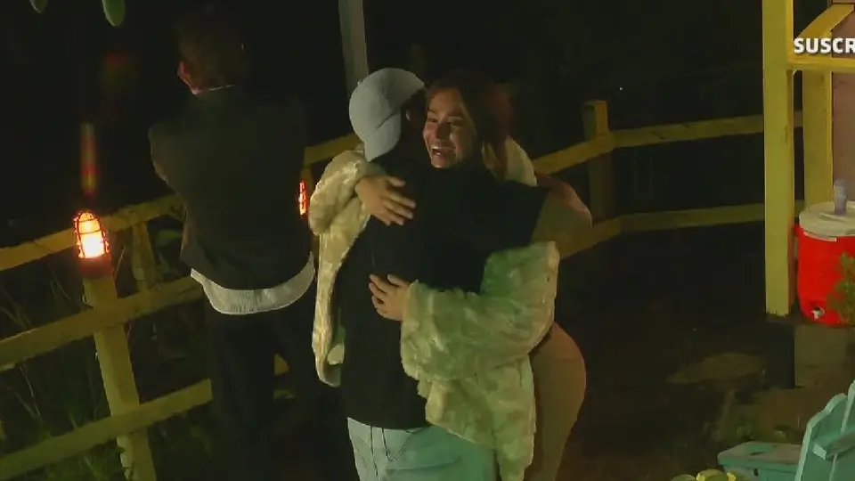 Los participantes exiliados fueron testigos de los estruendos de unos fuegos artificiales / Especial