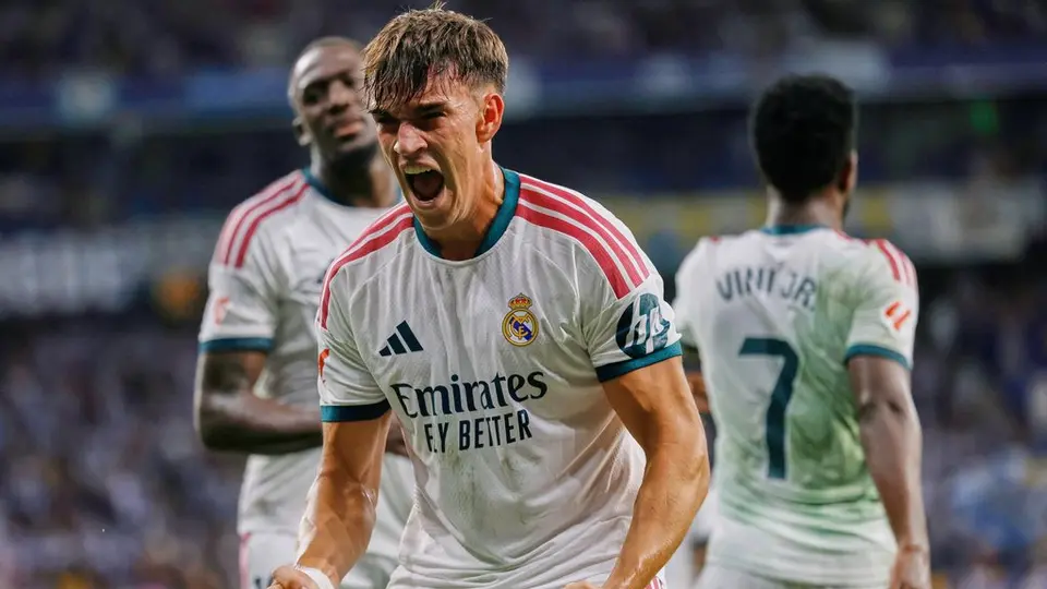 Carlos Espí en celebración con Real Madrid | AP