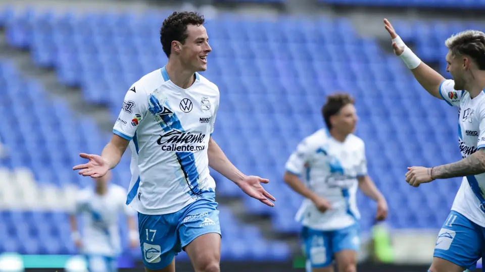 Esteban Lozano con Puebla | Mexsport