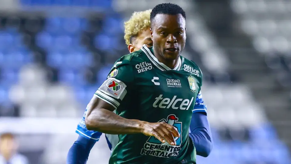Stiven Barreiro siendo capitán de León | MEXSPORT