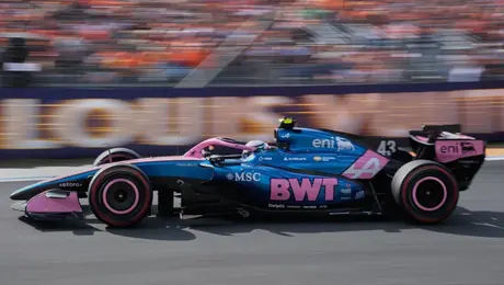 FIA condena 'acoso' a comisarios de F1 por sanción a Franco Colapinto